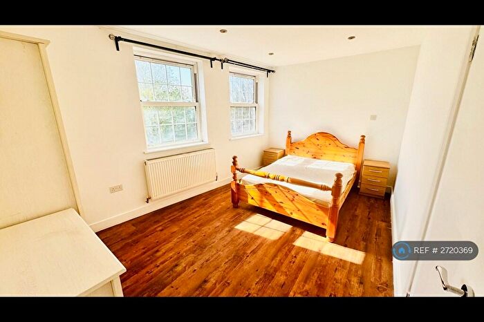 1 Bedroom Flat To Rent In Park Royal Road, London, NW10