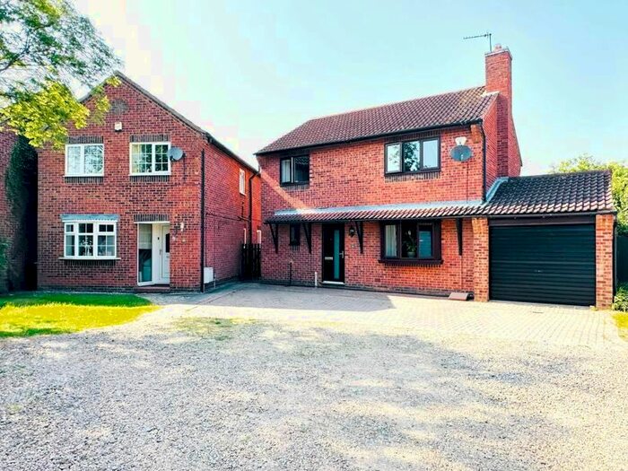 4 Bedroom Detached House For Sale In Beck Close, Elvington, York, YO41