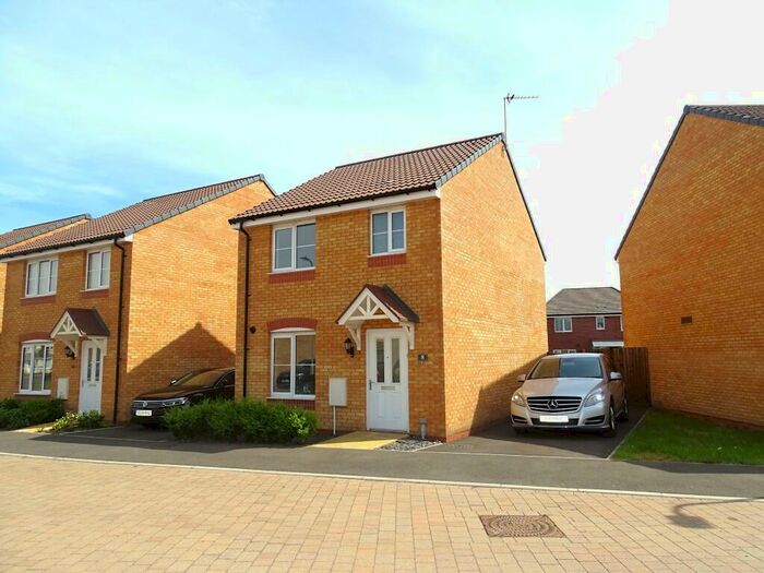 3 Bedroom House To Rent In Spitfire Road, Tregwilym Gate, Rogerstone, NP10