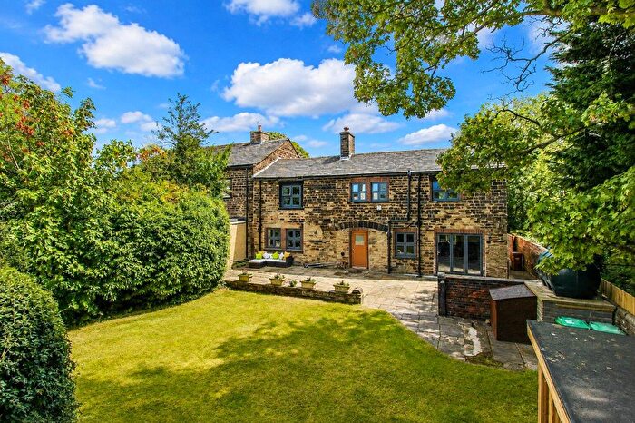 4 Bedroom Semi-Detached House For Sale In Dale Street, Ossett, WF5