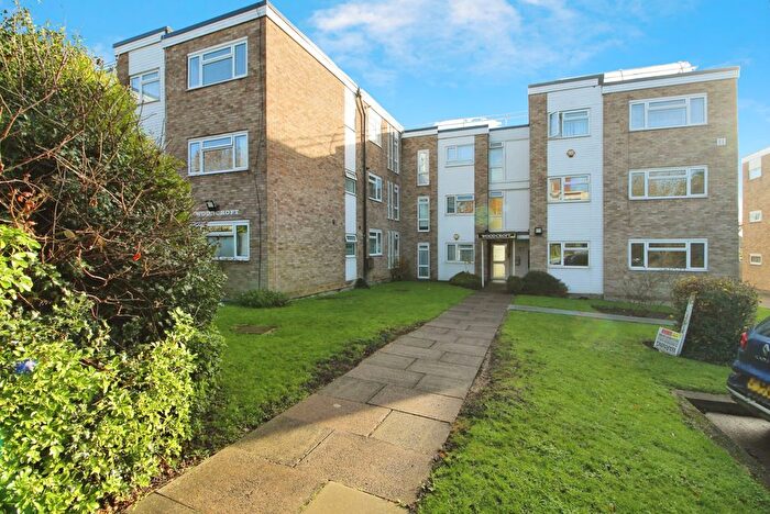 2 Bedroom Flat For Sale In Woodcroft, London Road, Stanmore, HA7