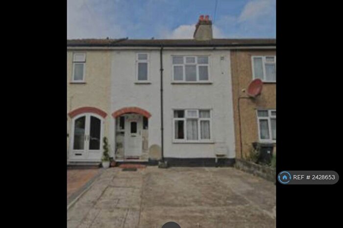 3 Bedroom Terraced House To Rent In Albert Road, New Malden, KT3