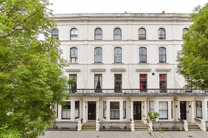 3 Bedroom Flat For Sale In Cambridge Terrace, Dover, Kent, CT16