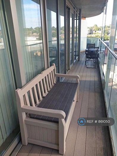 1 Bedroom Flat To Rent In Da Vinci Torre, Lewisham, London, SE13