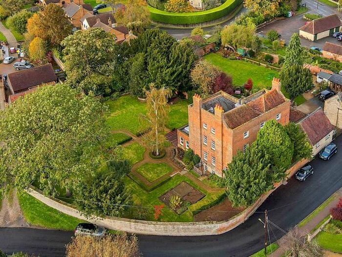 6 Bedroom House To Rent In West End, Launton, Bicester, Oxfordshire, OX26