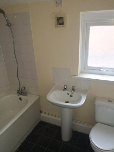 1 Bedroom Flat To Rent In Fox Road, BS5