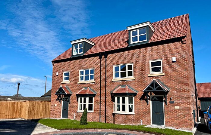 4 Bedroom Semi-detached House For Sale In Charnwood Street, Swinton, Mexborough, S64