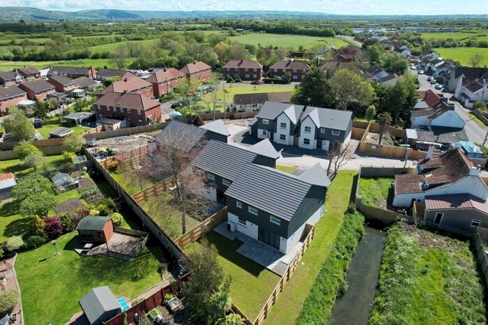 4 Bedroom Detached House For Sale In Ham Mews, Old Bristol Road, East Brent, Somerset, TA9