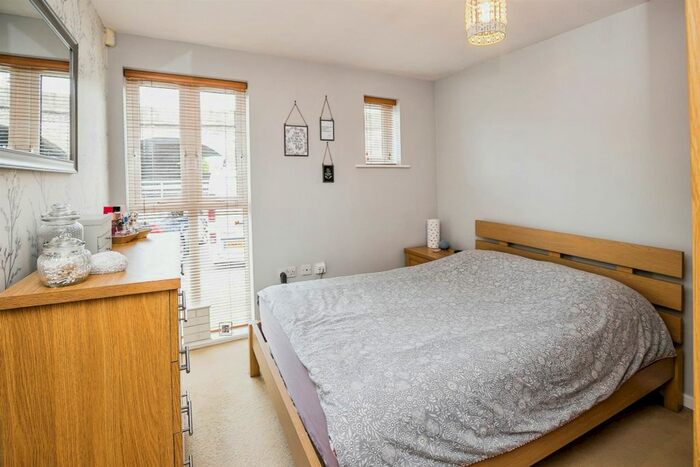1 Bedroom Flat For Sale In Saddlery Way, Chester, CH1