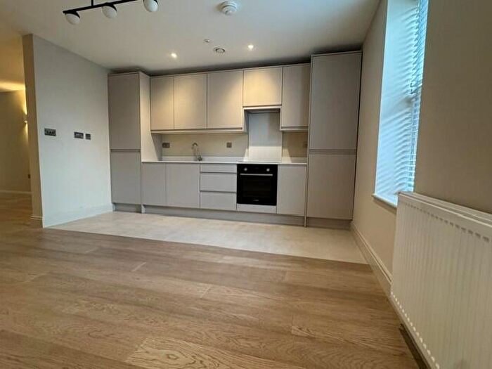 1 Bedroom Flat To Rent In Priory Gate, Union Street, Maidstone, Kent, ME14