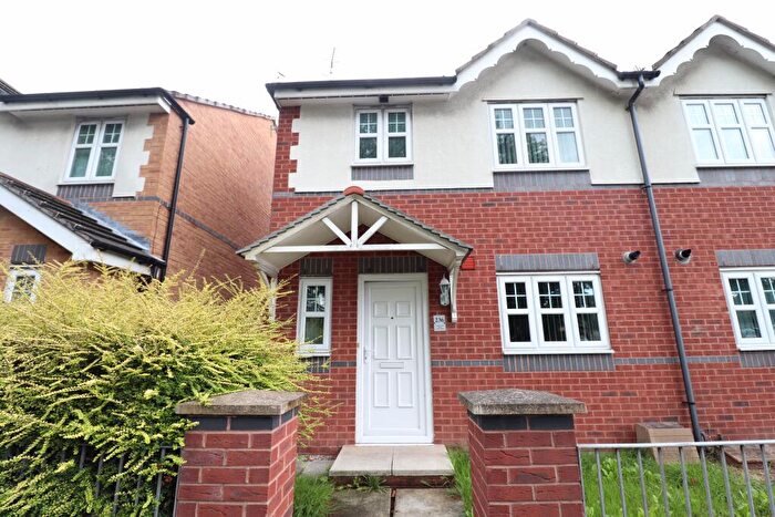 3 Bedroom Semi-Detached House To Rent In Fender Way, Prenton, Merseyside, CH43