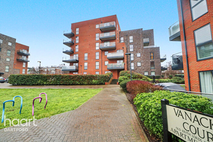 1 Bedroom Apartment For Sale In Larner Road, Erith, DA8