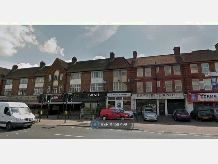 2 Bedroom Flat To Rent In Kenton Road, Harrow, HA3