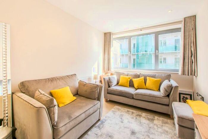 1 Bedroom Flat To Rent In Station Road, New Barnet, Barnet, EN5