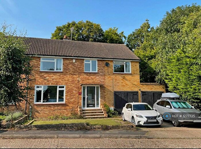 4 Bedroom Semi-Detached House To Rent In The Ridgeway, Marlow, SL7