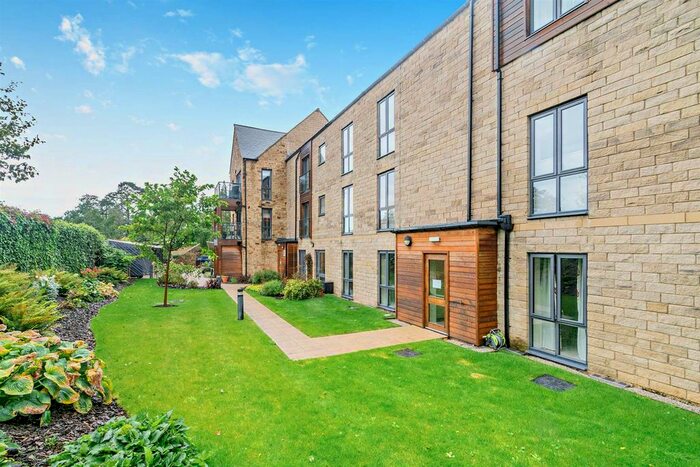 2 Bedroom Flat For Sale In The Wickets, Kirkgate, Settle, BD24