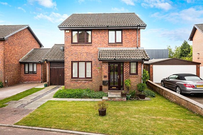 3 Bedroom Detached House For Sale In Burnside, Bearsden, Glasgow, East Dunbartonshire, G61