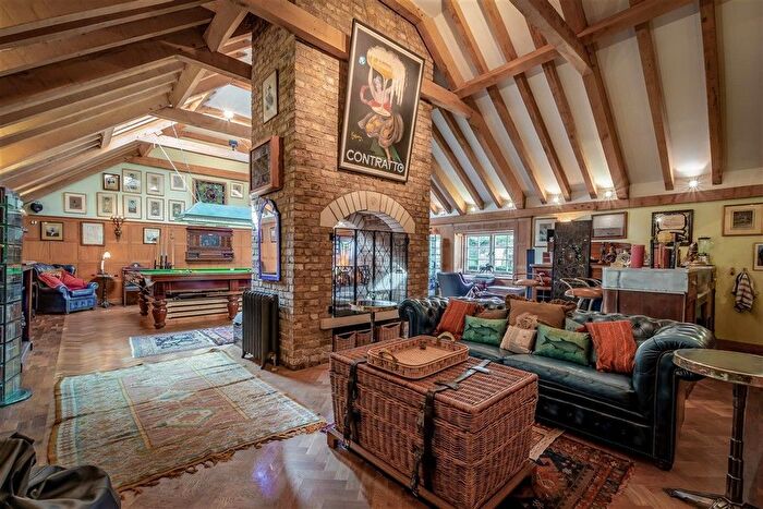 7 Bedroom Detached House For Sale In Framfield Road, Buxted, Uckfield, East Sussex, TN22