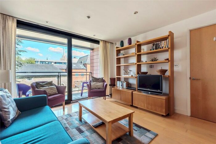 2 Bedroom Flat To Rent In Fisher Row, Oxford, OX1