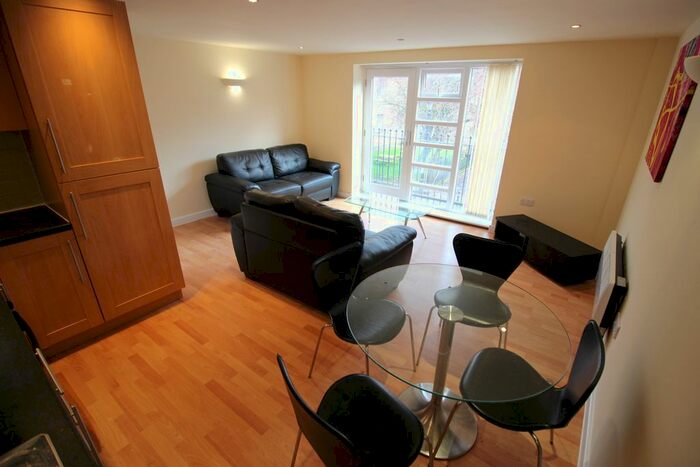 1 Bedroom Flat To Rent In The Royal Apartments, Wilton Place, Salford, M3