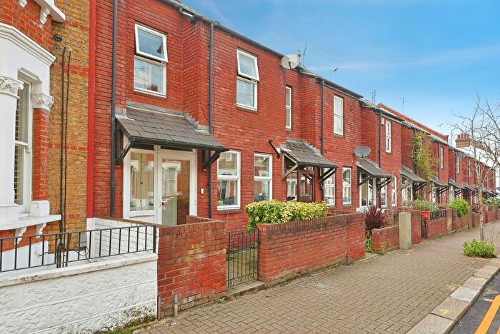 2 Bedroom Terraced House For Sale In Kathleen Road, London, SW11