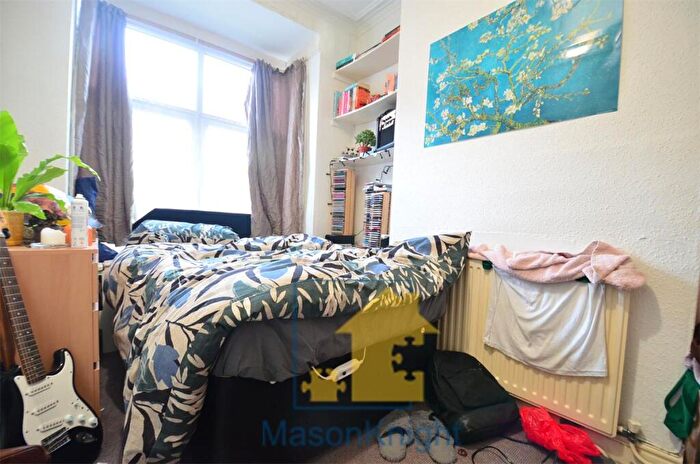 4 Bedroom Terraced House To Rent In Winnie Road, Selly Oak, B29