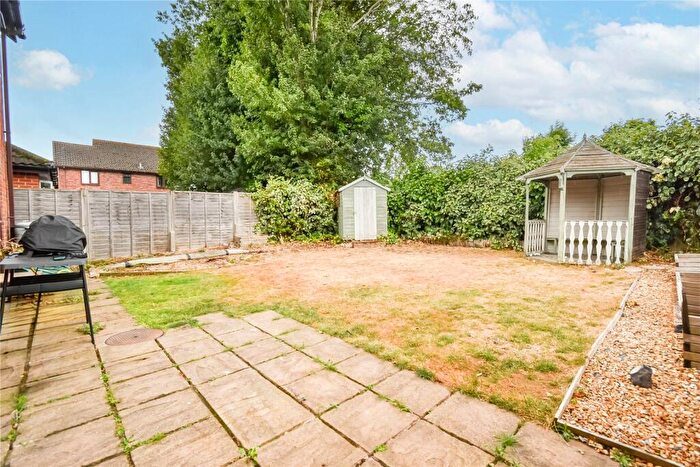 4 Bedroom Detached House For Sale In Barley Close, Thatcham, Berkshire, RG19