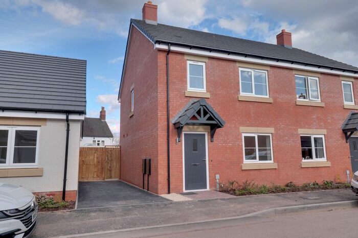 3 Bedroom Semi-Detached House For Sale In Bridge Croft, Wheaton Aston, Staffordshire, ST19