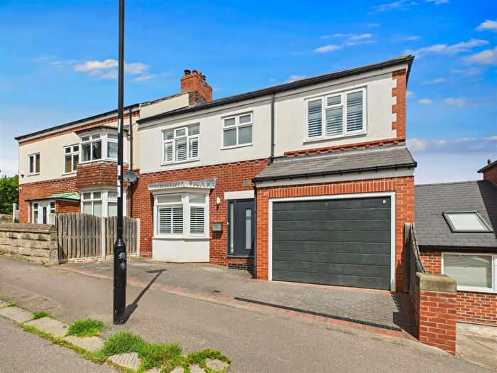 4 Bedroom Semi-Detached House For Sale In Glenalmond Road, Greystones, Sheffield, S11