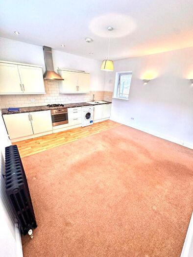 1 Bedroom Flat To Rent In Ivanhoe Road, London, SE5