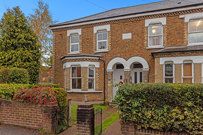 1 Bedroom Maisonette To Rent In Manor Road, Guildford, GU2