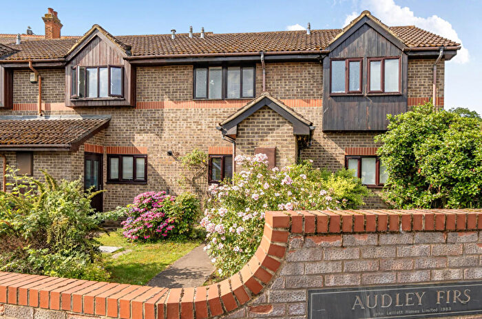 1 Bedroom Terraced House For Sale In Audley Firs, Hersham, Walton On Thames, KT12