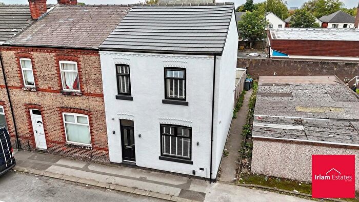 3 Bedroom End Of Terrace House To Rent In Caroline Street, Irlam, M44