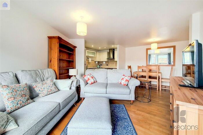 2 Bedroom Flat To Rent In Theatre Building, Paton Close, London, E3
