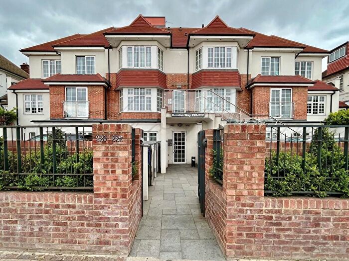 2 Bedroom Apartment To Rent In Hendon Way, Hendon, NW4