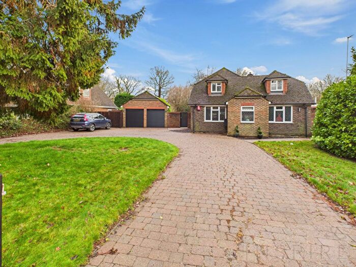 4 Bedroom Detached House For Sale In Radford Road, Tinsley Green, RH10