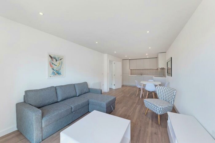 2 Bedroom Flat To Rent In Castleton House, Aerodrome Road, Colindale, London, NW9