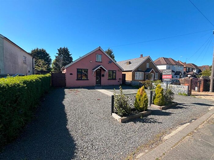 2 Bedroom Bungalow For Sale In Old Mill Road, Denham, Uxbridge, UB9