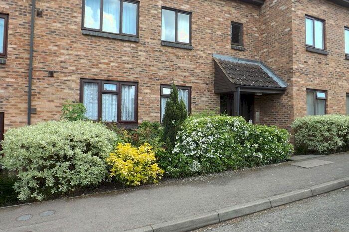 2 Bedroom Flat To Rent In Leamon Court, Brandon, IP27