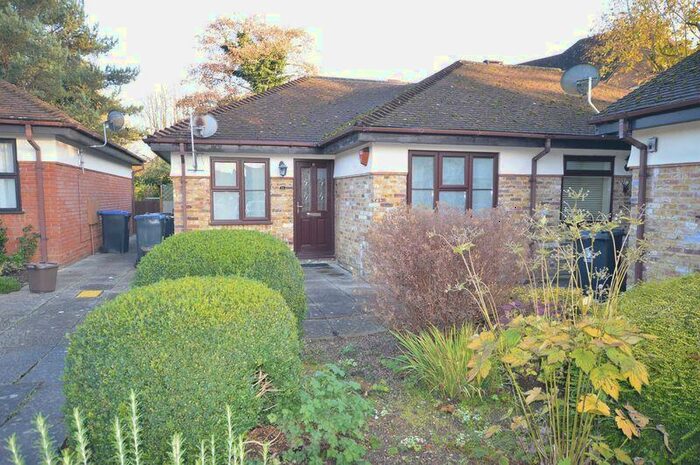 2 Bedroom Semi-Detached Bungalow To Rent In Orchard Close, Beaconsfield, HP9