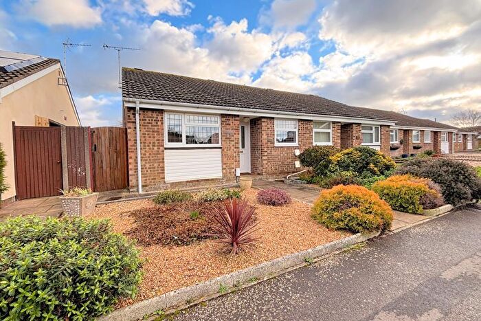 2 Bedroom Semi-Detached Bungalow For Sale In Fell Drive, Lee-On-The-Solent, PO13