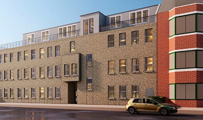 Land To Rent In Ballards Lane, Finchley, London, N12