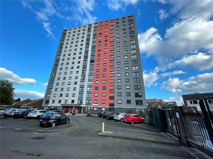 2 Bedroom Apartment For Sale In Taylorson Street, Salford, Greater Manchester, M5