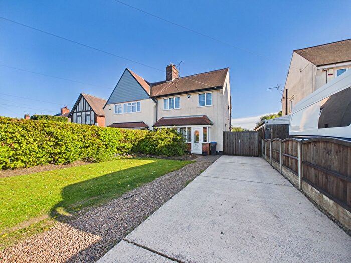 3 Bedroom Semi-Detached House For Sale In Huthwaite Road, Sutton-In-Ashfield, NG17
