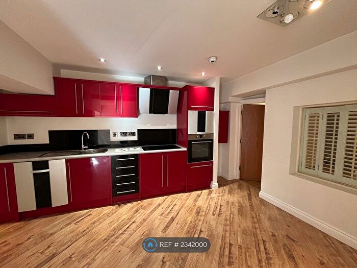1 Bedroom Flat To Rent In Albert Road, Plymouth, PL2