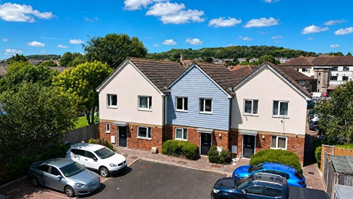 3 Bedroom Property For Sale In Nin Court, Worle, BS22