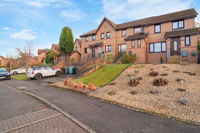 2 Bedroom End Of Terrace House For Sale In Kingshill Avenue, Blackwood, G68