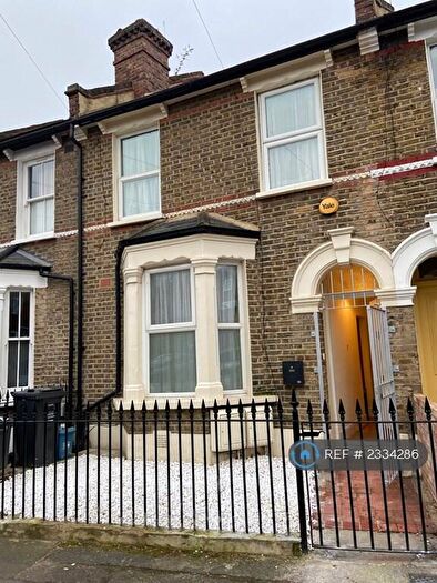 4 Bedroom Terraced House To Rent In Swinnerton Street, Homerton Hackney East London, E9