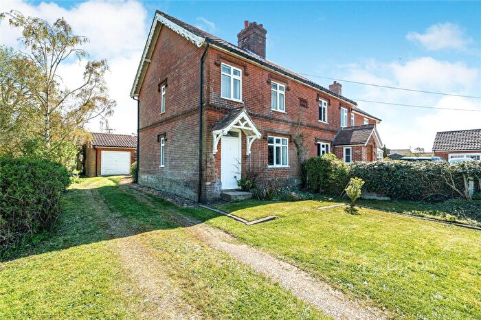 3 Bedroom Semi-Detached House To Rent In Arthur Cottages, Wymondham Road, Wramplingham, NR18