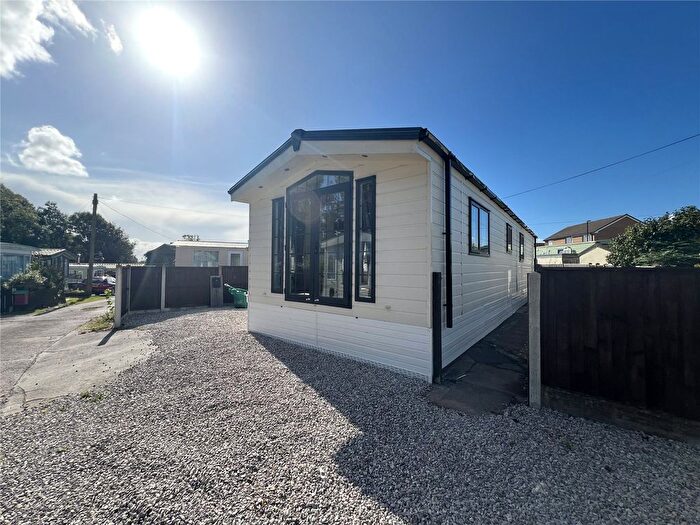 2 Bedroom Property For Sale In Hunting Hill Caravan Park, Carnforth, Lancashire, LA5